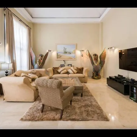 Luxury On Mistral Beach, Puerto Banus. * Marbella