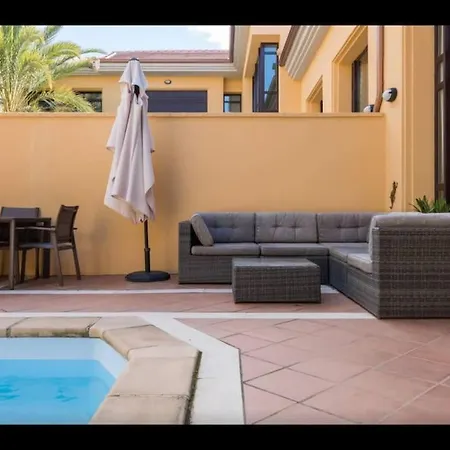 Luxury On Mistral Beach, Puerto Banus. *