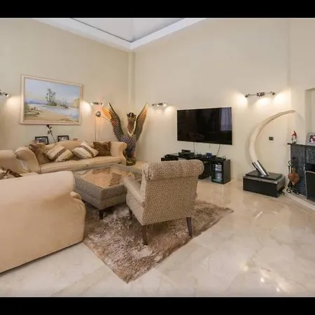 Luxury On Mistral Beach, Puerto Banus. *