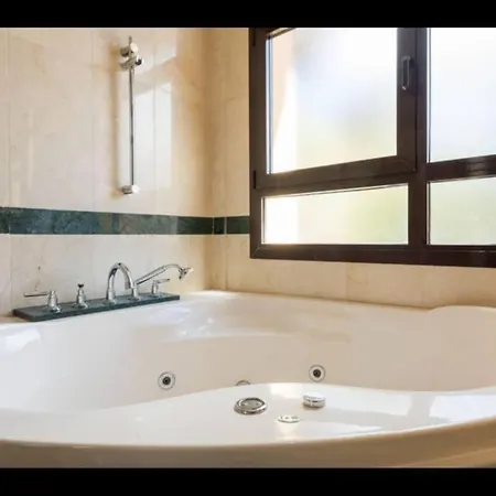 Luxury On Mistral Beach, Puerto Banus. * Marbella