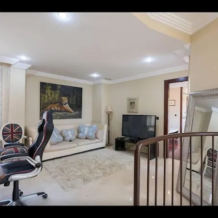 Luxury On Mistral Beach, Puerto Banus. Villa *