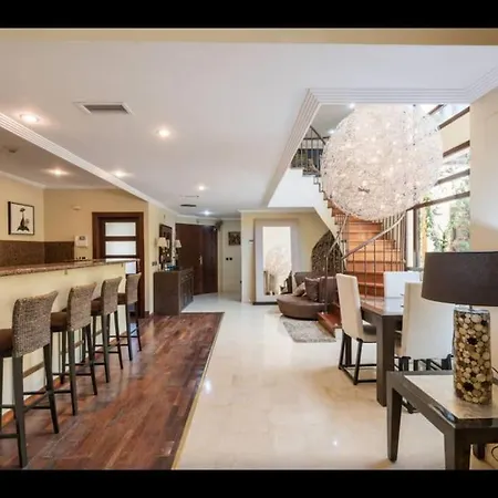 Luxury On Mistral Beach, Puerto Banus.